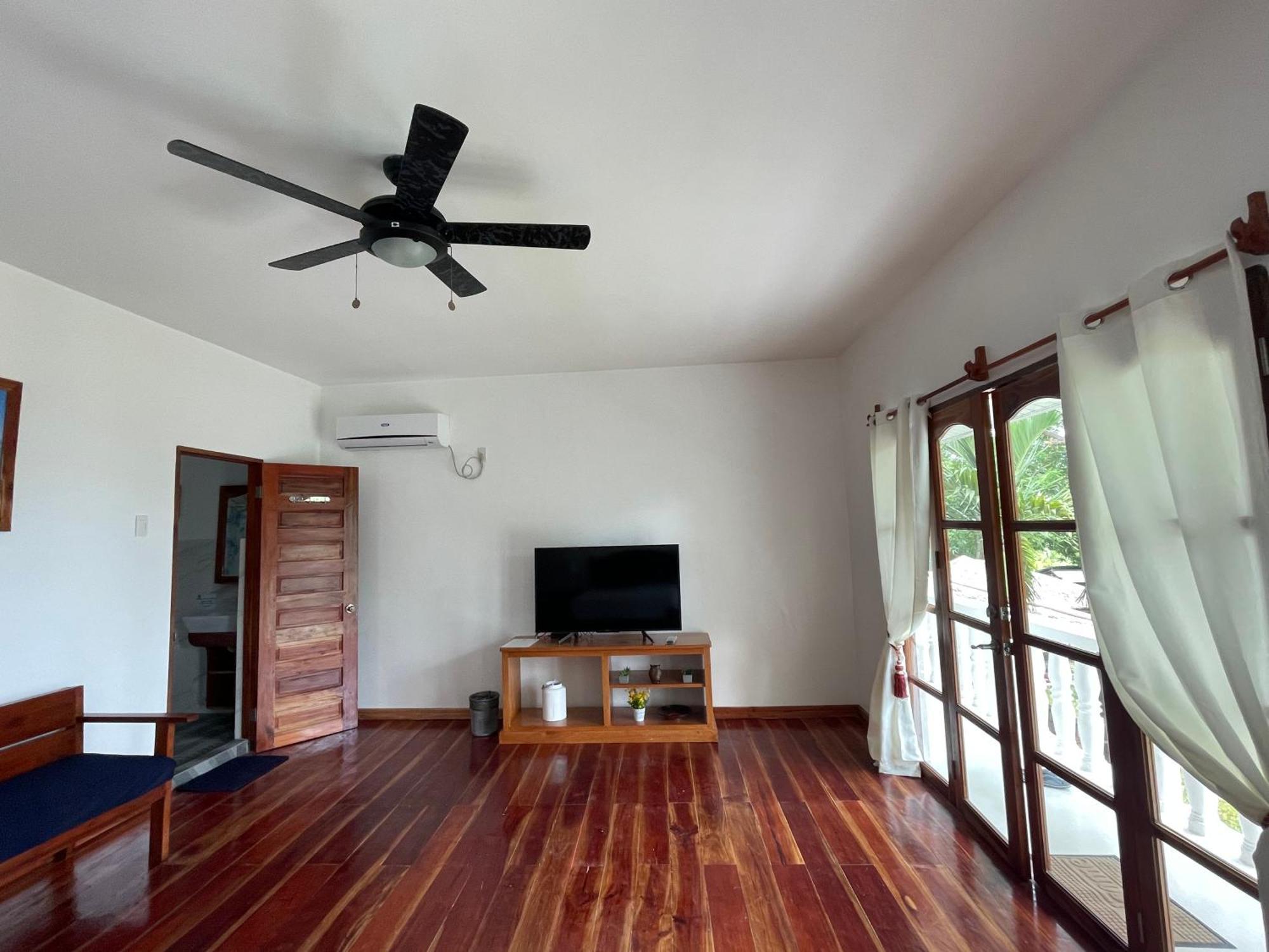 Agoho Resort Mambajao Quarto foto